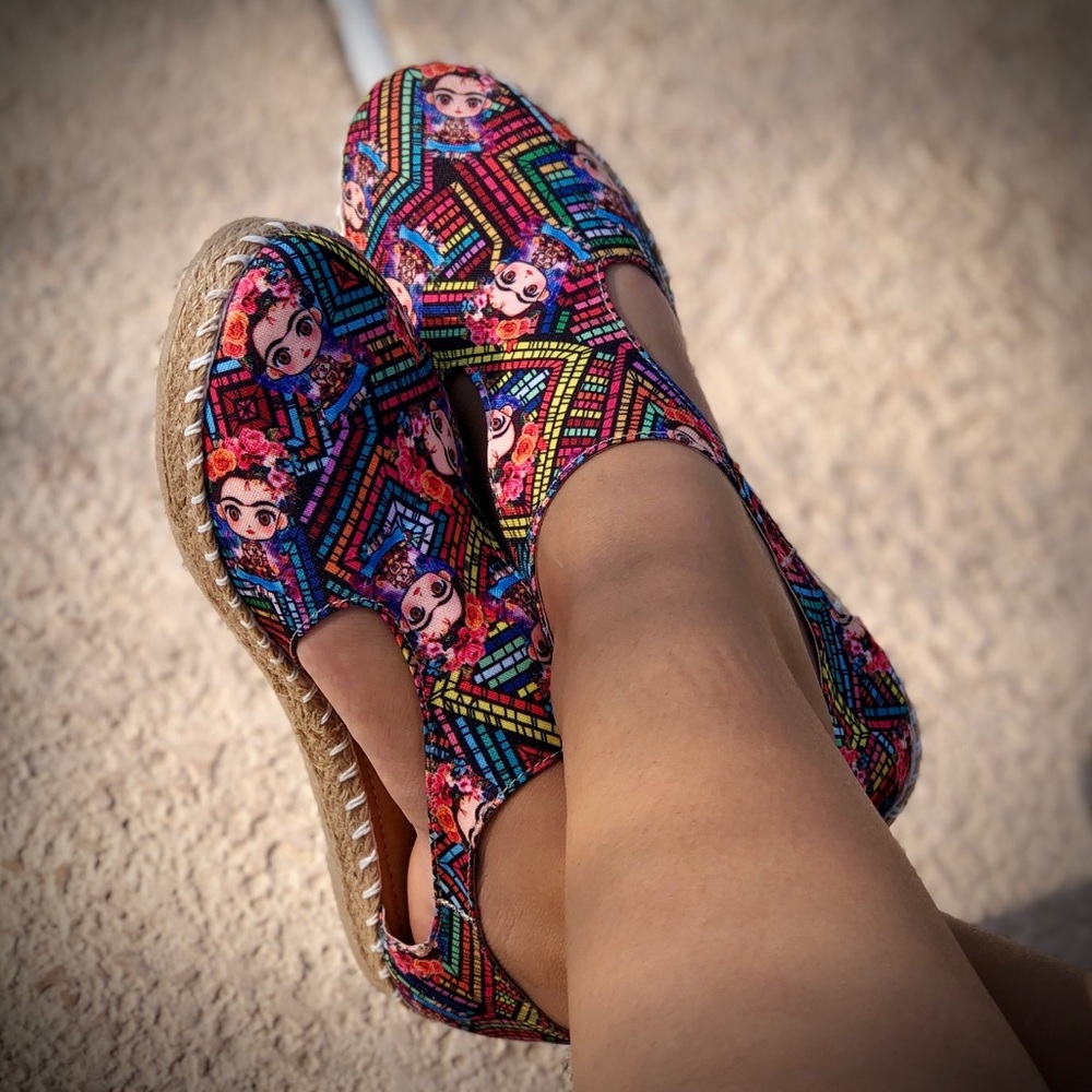 Frida Kahlo Closed ToeSandal Slim Size Ankle Strap